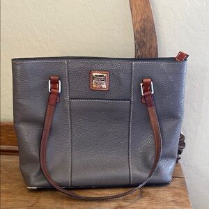 Dooney & Bourke gray peddled leather shoulder bag with brown straps